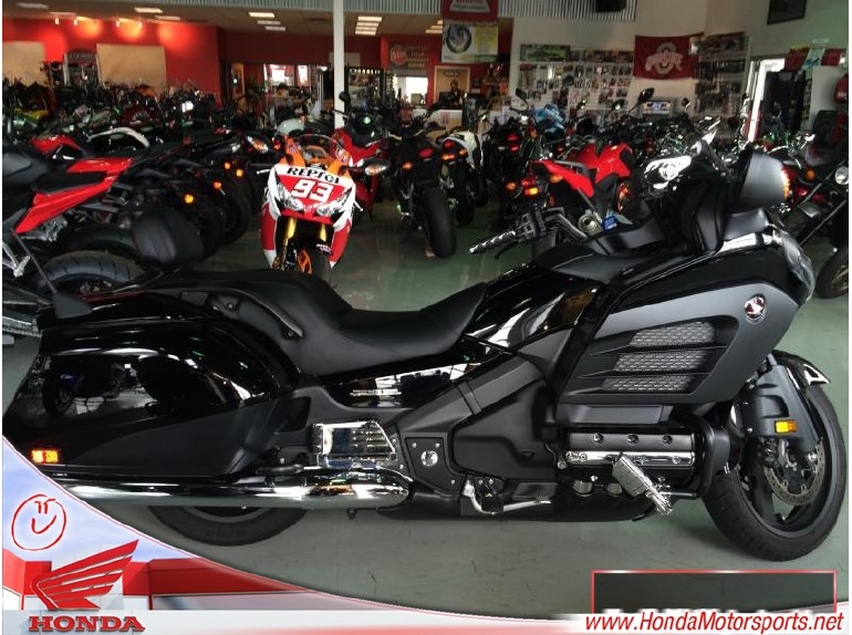 2013 Honda F6B DELUXE GL1800BD this Deluxe has pass