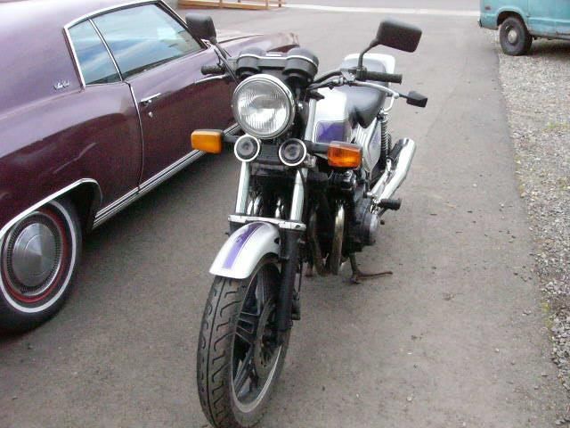 1981 Honda CB900F , needs work.