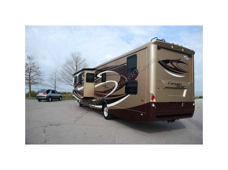 2013 Newmar Canyon Star 3920