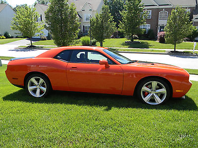 Dodge : Challenger SRT8 Coupe 2-Door 2008 dodge challenger srt 8 coupe 2 door 6.1 l