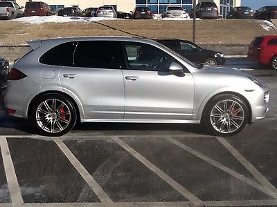 Porsche : Cayenne GTS  2013 porsche cayenne gts with low miles one owner never seen rain or snow