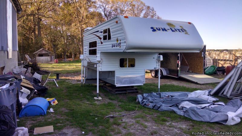 06 sunlite slide in camper trailer