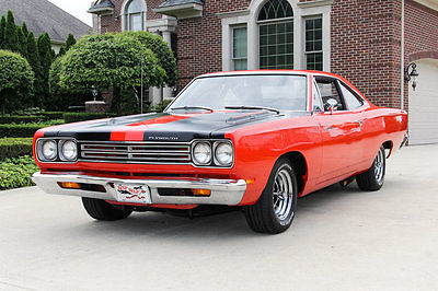 Plymouth : Road Runner Fully Restored 3 Owner Car! 383ci V8, Automatic, Sure-Grip, Power Steering!