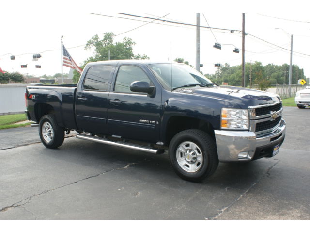 Chevrolet : Silverado 2500 4WD Crew Cab LTZ 6.0 Liter Leather Alloys Heated Seats Running Boards One Owner Automatic