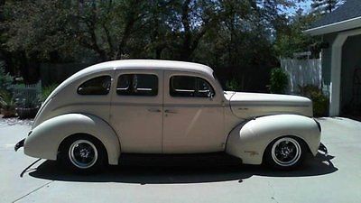 Ford : Other Deluxe Sedan 1940 sedan 3080 miles 350 v 8 automatic rwd