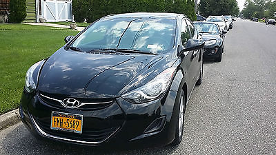 Hyundai : Elantra 2011 hyundai elantra black excellant condition