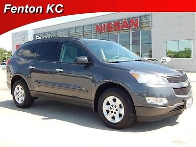 Chevrolet : Traverse LS HeatedLeather 33182 miles 3 rd rowseats heatedleather factorywarranty cleancarfax noaccidents