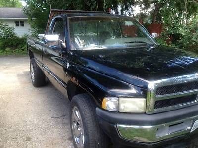 Dodge : Ram 2500 2 dr DODGE RAM 2500 RUNS GREAT! NO RESERVE!! Towing package Ladder Rack Toolbox http: