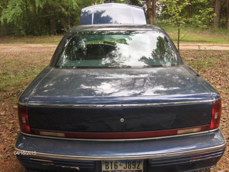 1995 Oldsmobile Salvage Car, 3