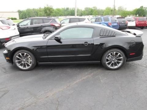 2012 FORD MUSTANG 2 DOOR COUPE, 2