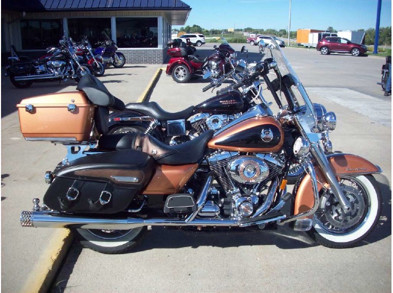 2008 Harley-Davidson FLHRC - ROAD KING -