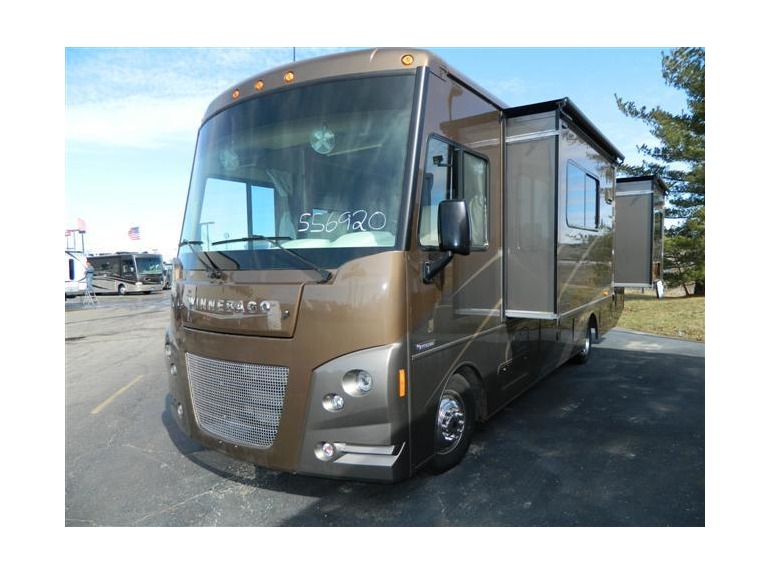 2015 Winnebago Vista 30T