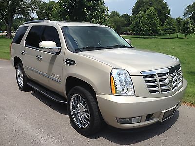 Cadillac : Escalade | Navigation, Back Up Cam, Rear DVD 09 cadillac escalade awd 6.2 l sunroof rear dvd bose audio low miles priced right