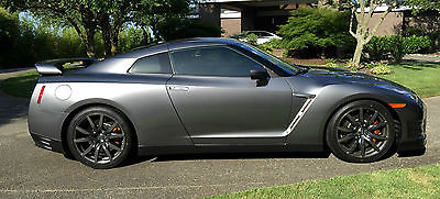 Nissan : GT-R Twin Turbo  2015 gtr like brand new 600 miles perfect condition