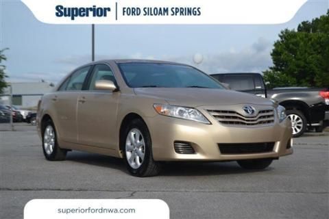 2011 TOYOTA CAMRY 4 DOOR SEDAN