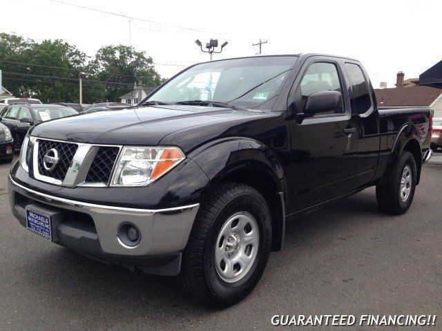 Nissan : Frontier SE SE Manual 4.0L CD 4X4 Tow Hooks Tires - Front All-Season Tires - Rear All-Season