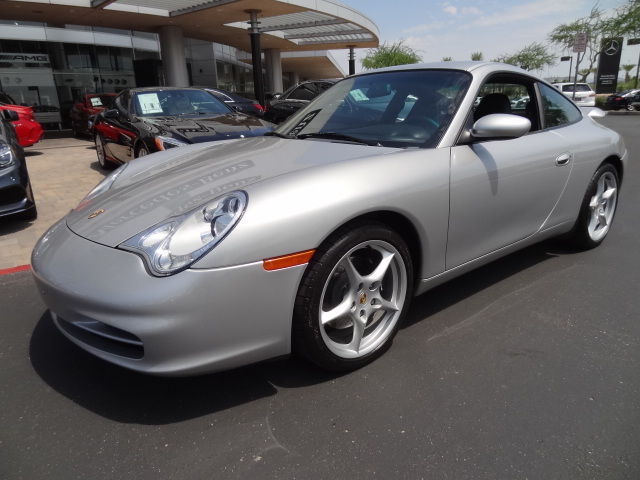 Porsche : 911 COUPE 03 silver 6 speed manual leather miles 25 k 3.6 l 6 cylinder sunroof carrera