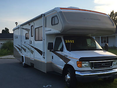 2007 TIOGA Fleetwood 31M Class C Motorhome