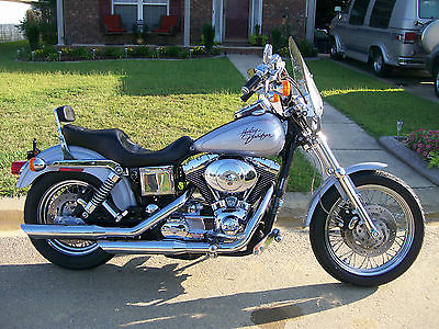 Harley-Davidson : Dyna 2000 harley davidson dyna low rider with only 7800 miles must see to appreciate