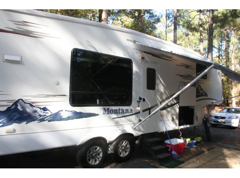 2006 Keystone Montana 3000RK