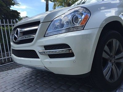 Mercedes-Benz : GL-Class White 2010 Mercedes-Benz 7 Seater SUV (Extra Features Included!)
