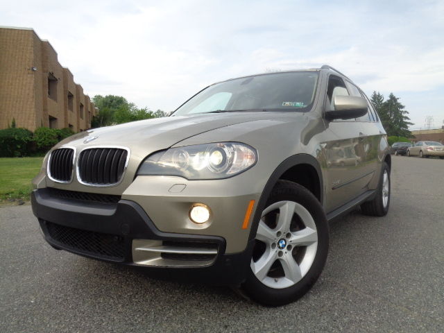 BMW : X5 AWD 4dr 30i 2009 bmw x 5 xdrive fully loaded serviced panoramic roof nav heated steering look