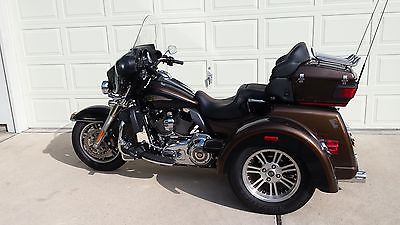 Harley-Davidson : Touring Harley Trike 2013 anniversary addition Ultra Classic Tri Glide