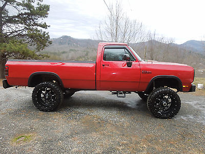 Dodge : Ram 2500 LE This truck has been restored off the frame
