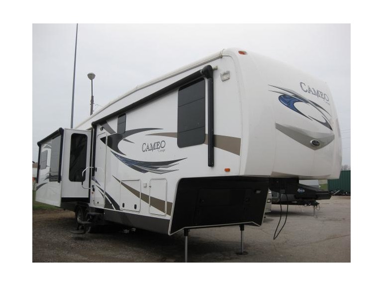 2012 Carriage CAMEO 37RSQ