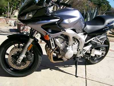 Yamaha : FZ Sport standard, second owner, excellent condition, low miles