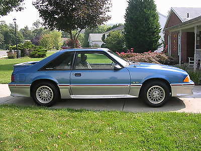 Ford : Mustang GT 1988 ford mustang gt hatchback 2 door 5.0 l