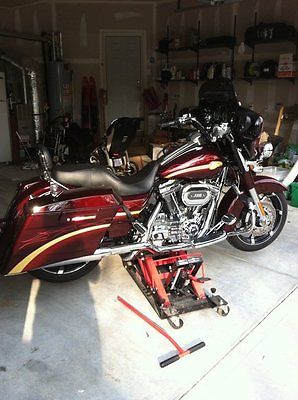 Harley-Davidson : Touring HD Harley Davidson CVO Street Glide LOADED with Extras...Matching Tour Pack!