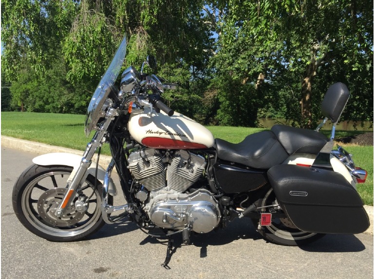 2011 Harley-Davidson Sportster 883 SUPERLOW