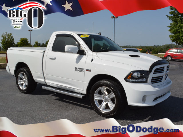 Ram : 1500 Sport Sport 5.7L Crumple Zones Front Multi-Function Display Stability Control LED 2