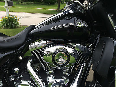 Harley-Davidson : Touring HARLEY DAVIDSON STREET GLIDE