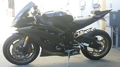 Yamaha : YZF 2008 yamaha r 6 motorcycle w carbon fiber fairings