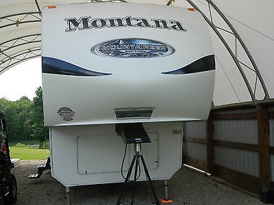 2010 Keystone Montana Mountaineer Edition, 5th wheel , Model 295RKW