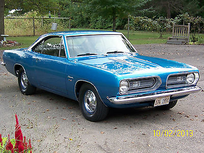 Plymouth : Barracuda Electric Blue 1968 Barracuda