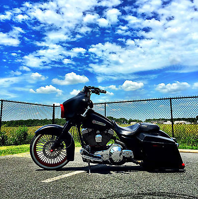 Harley-Davidson : Touring custom rat rod Harley