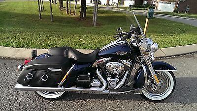 Harley-Davidson : Touring Road King 2012 harley davidson flhrc road king classic abs security low 4 k miles