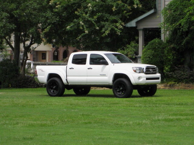 Toyota : Tacoma 4x4 V6 DOUBLE CAB SR5 ( V6 ) 6 SPEED MANUAL! LIFTED... TRD. XD RIMS. SUPER CLEAN