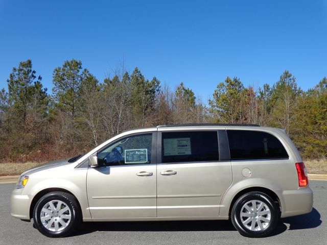 Chrysler : Town & Country LX NEW 2015 CHRYSLER TOWN & COUNTRY LEATHER 3RD ROW