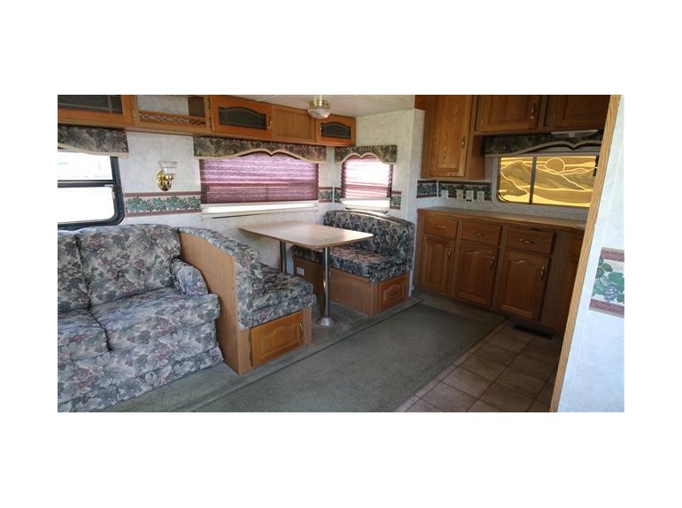 2003 Keystone Montaineer 305FKS