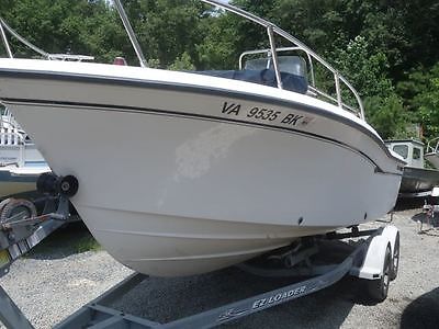 2001 Grady White 209 Escape