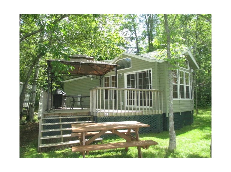 2012 Forest River Rv Quailridge Holiday Cottages 39SBML Loft