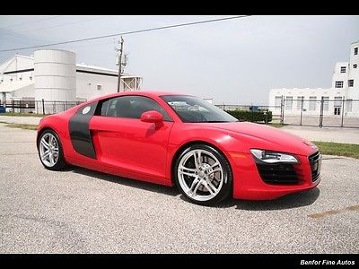 Audi : R8 4.2 quattro BANG AND OLUFSEN SOUND  NAVIGATION CONVENIENCE PACK 8K MILES