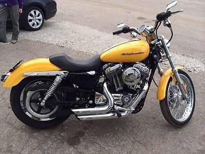 Harley-Davidson : Sportster Yellow pearl, excellent condition,1200 custom, 1950 miles, Vance & Hines, Ness,