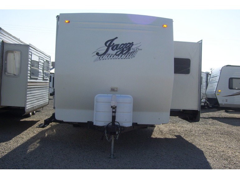 2006 Jazz Thor California 2510FL