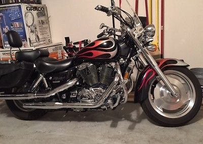 Honda : Shadow 2005 honda shadow sabre 1100