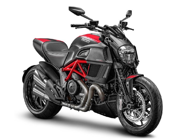 2015 Ducati Diavel carbon red
